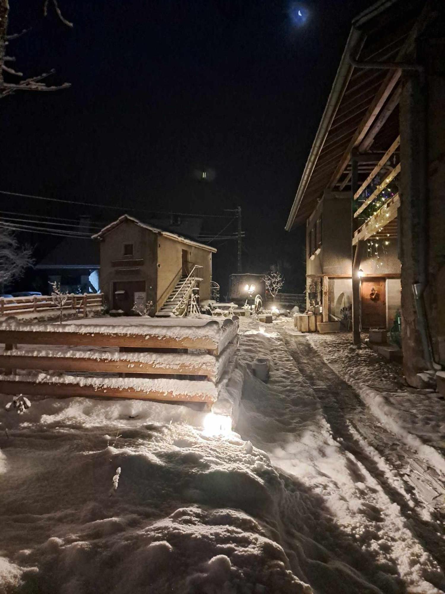 Maison D'Hotes Des Bassins D'Oche Saint-Paul-en-Chablais Kültér fotó